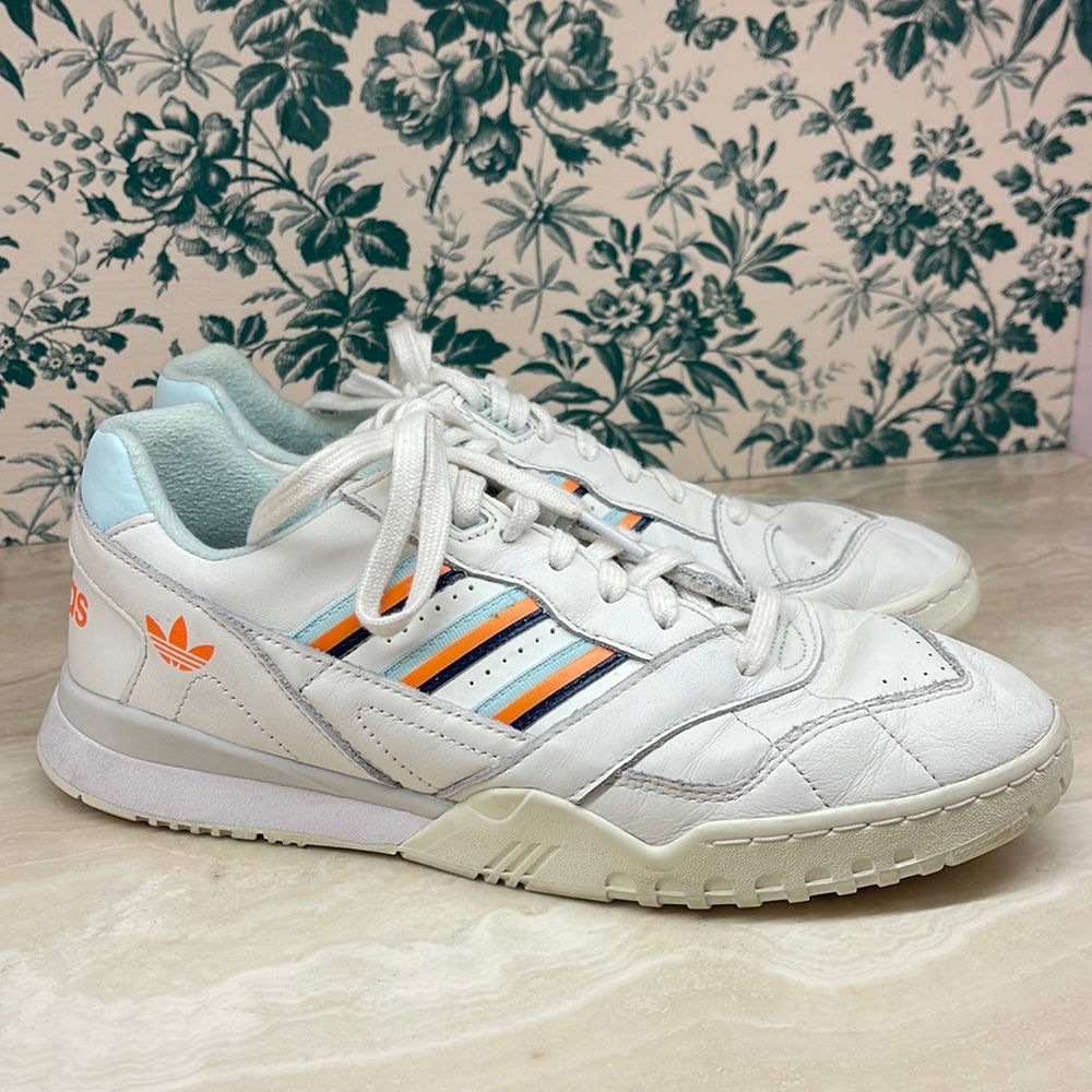 Adidas sneakers size 8
